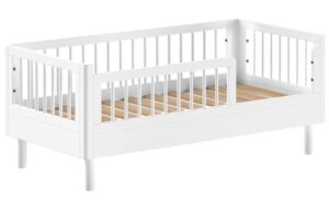 Vipack Dřevěná dětská postýlka Forrest 70 x 140 cm