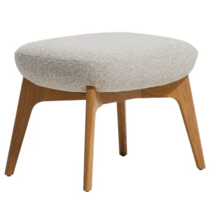 Kave Home Béžová čalouněná podnožka Adiran 51 x 40 cm s přírodní podnoží